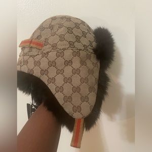 Gucci Baby hat size medium